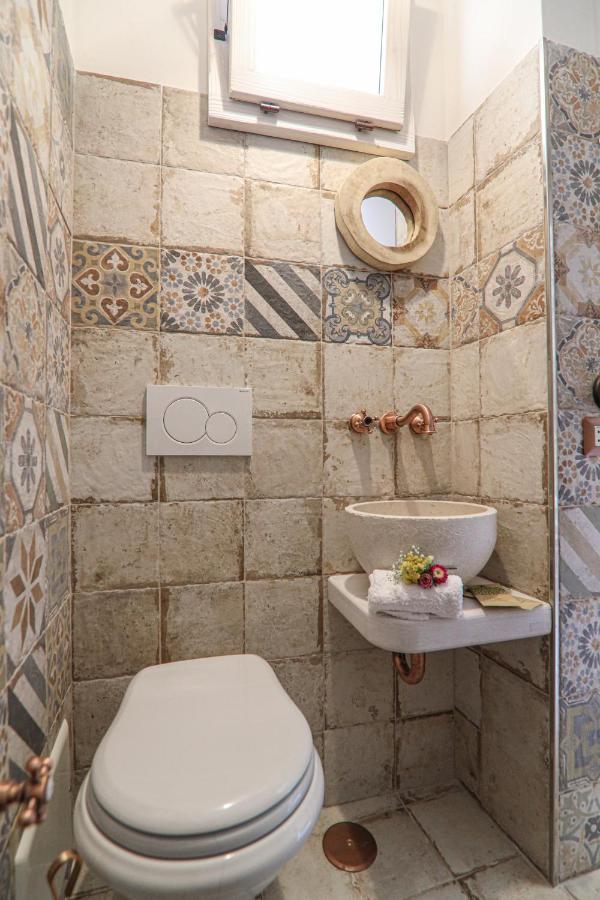 Domus Petra 104 Bed & Breakfast Ceglie Messapica Ngoại thất bức ảnh