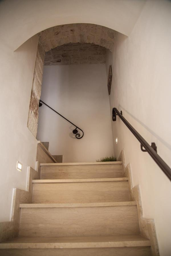 Domus Petra 104 Bed & Breakfast Ceglie Messapica Ngoại thất bức ảnh