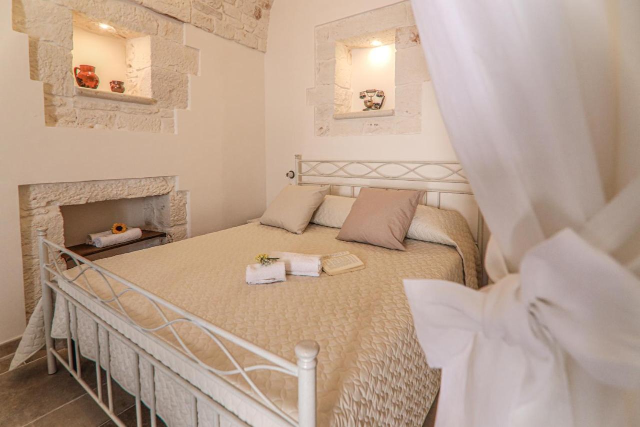 Domus Petra 104 Bed & Breakfast Ceglie Messapica Ngoại thất bức ảnh
