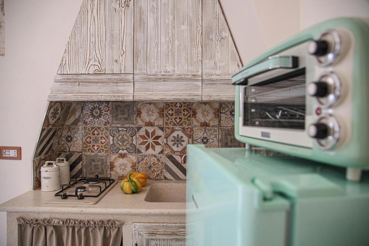 Domus Petra 104 Bed & Breakfast Ceglie Messapica Ngoại thất bức ảnh