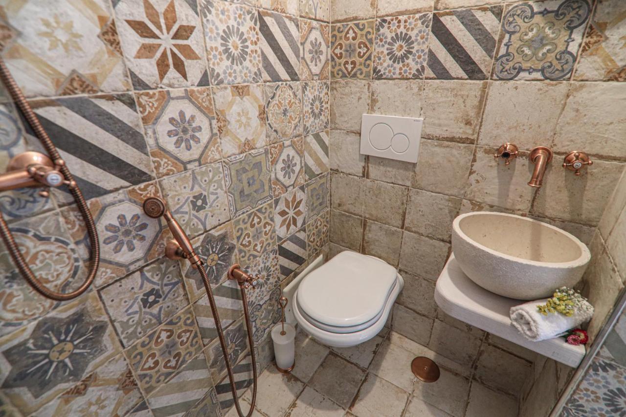 Domus Petra 104 Bed & Breakfast Ceglie Messapica Ngoại thất bức ảnh