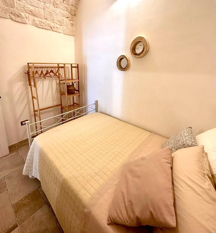 Domus Petra 104 Bed & Breakfast Ceglie Messapica Ngoại thất bức ảnh